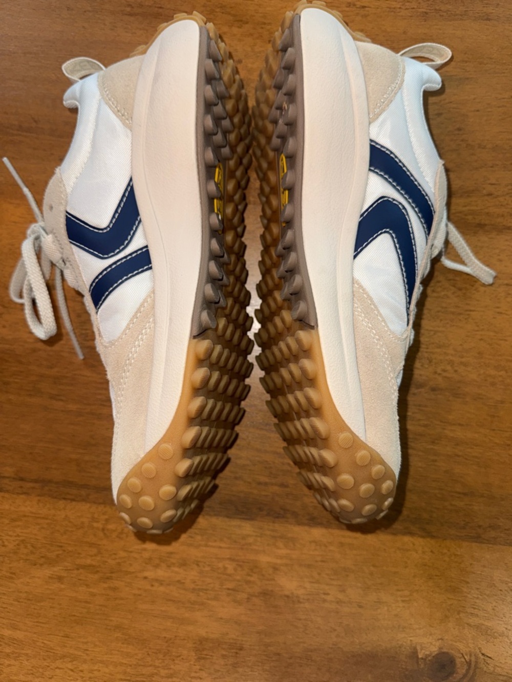 KEEN Casual Womens Sneakers in White & Beige with Navy Accent - Picture 3 of 12